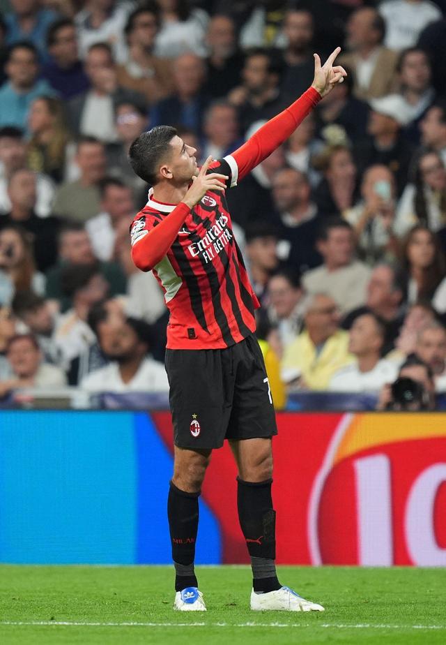 澳客视频-AC米兰前锋连续破门,球队胜势不停