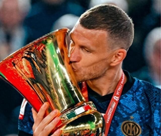 澳客竞技-包含欧洲豪门迎来实力派后卫,备战冠军联赛的词条