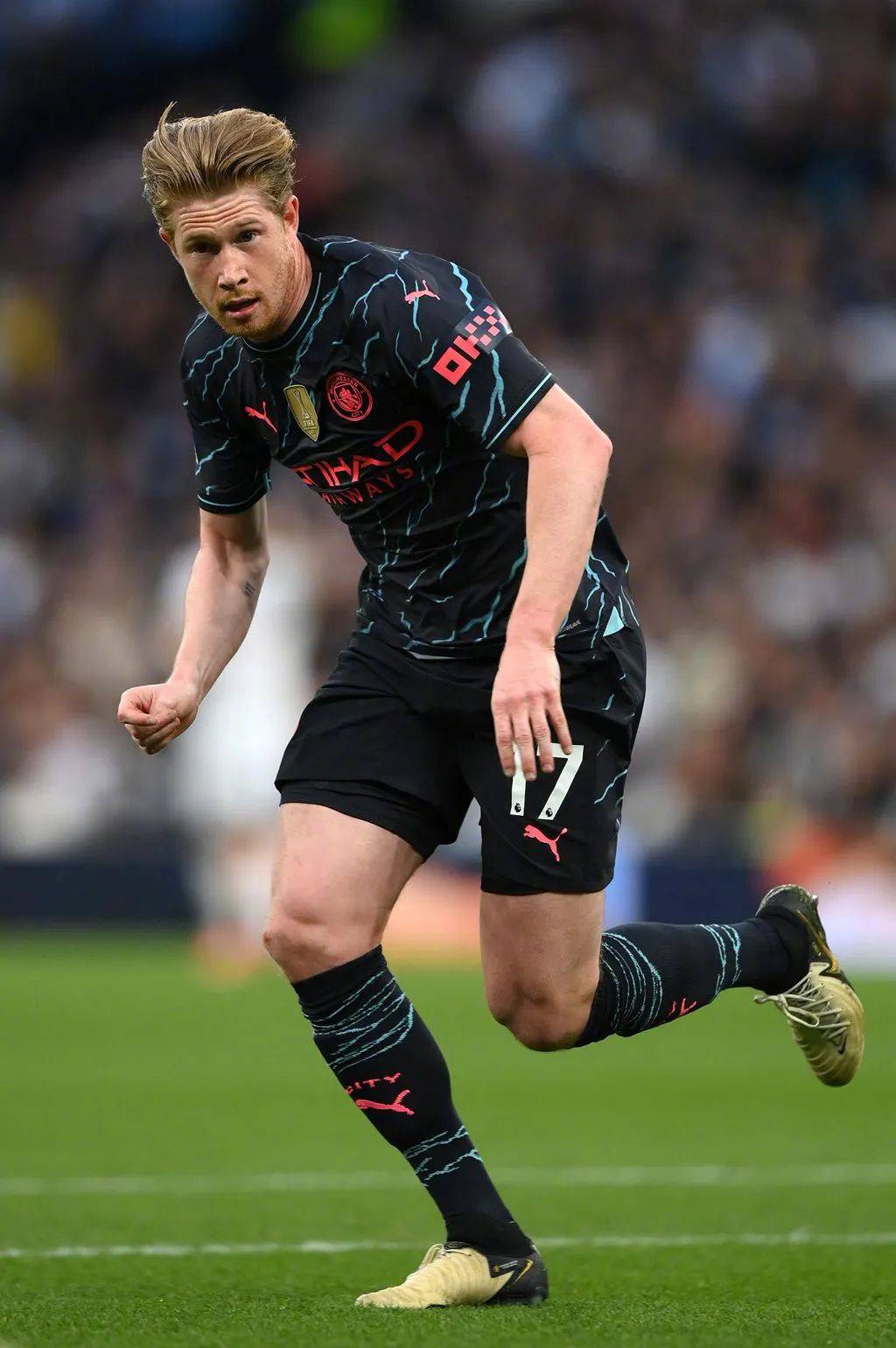 澳客官网登录网址-曼城中场德布劳内鼓励球队取得胜利