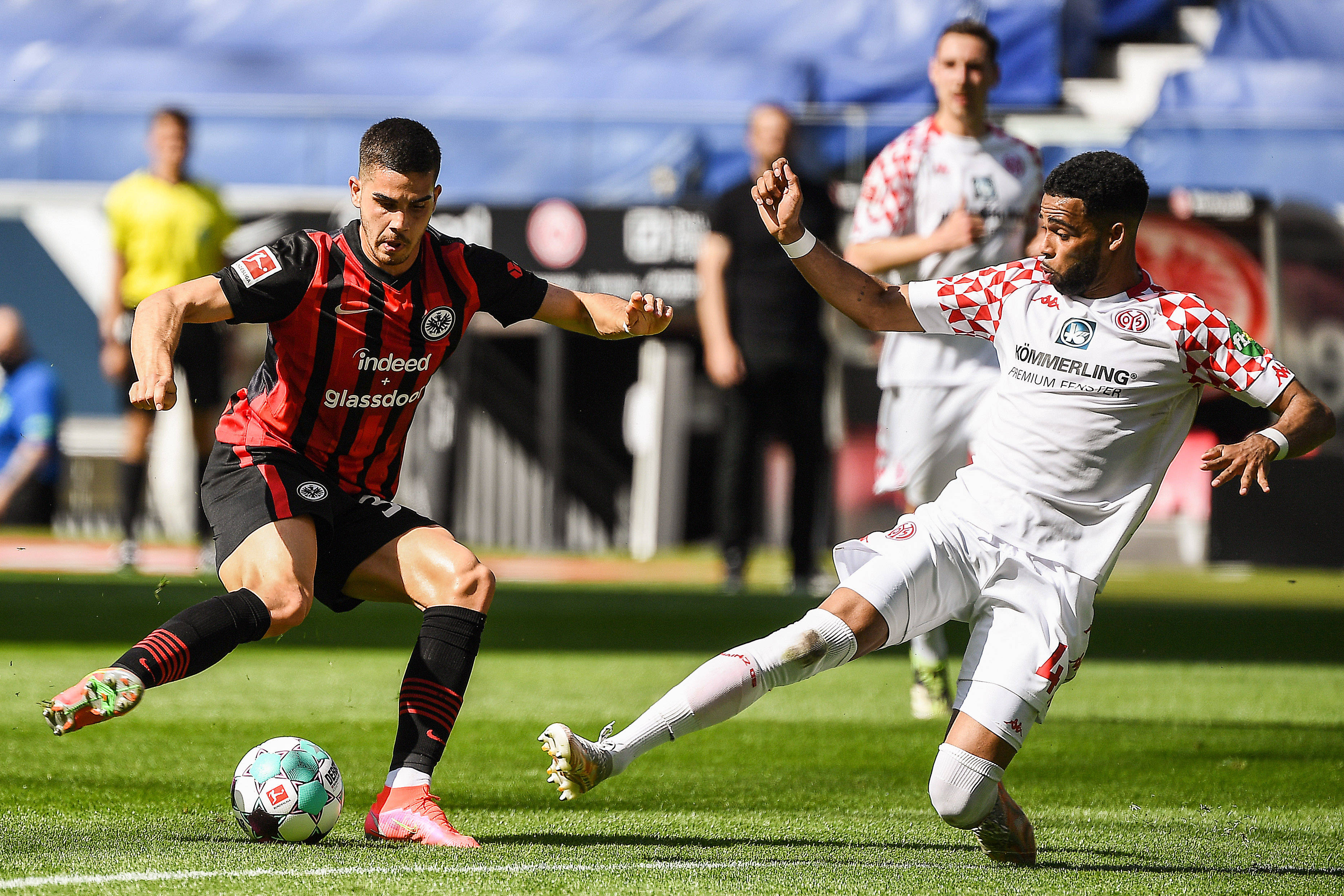 澳客vip注册-莱比锡红牛官方宣布转会消息,引爆球员市场