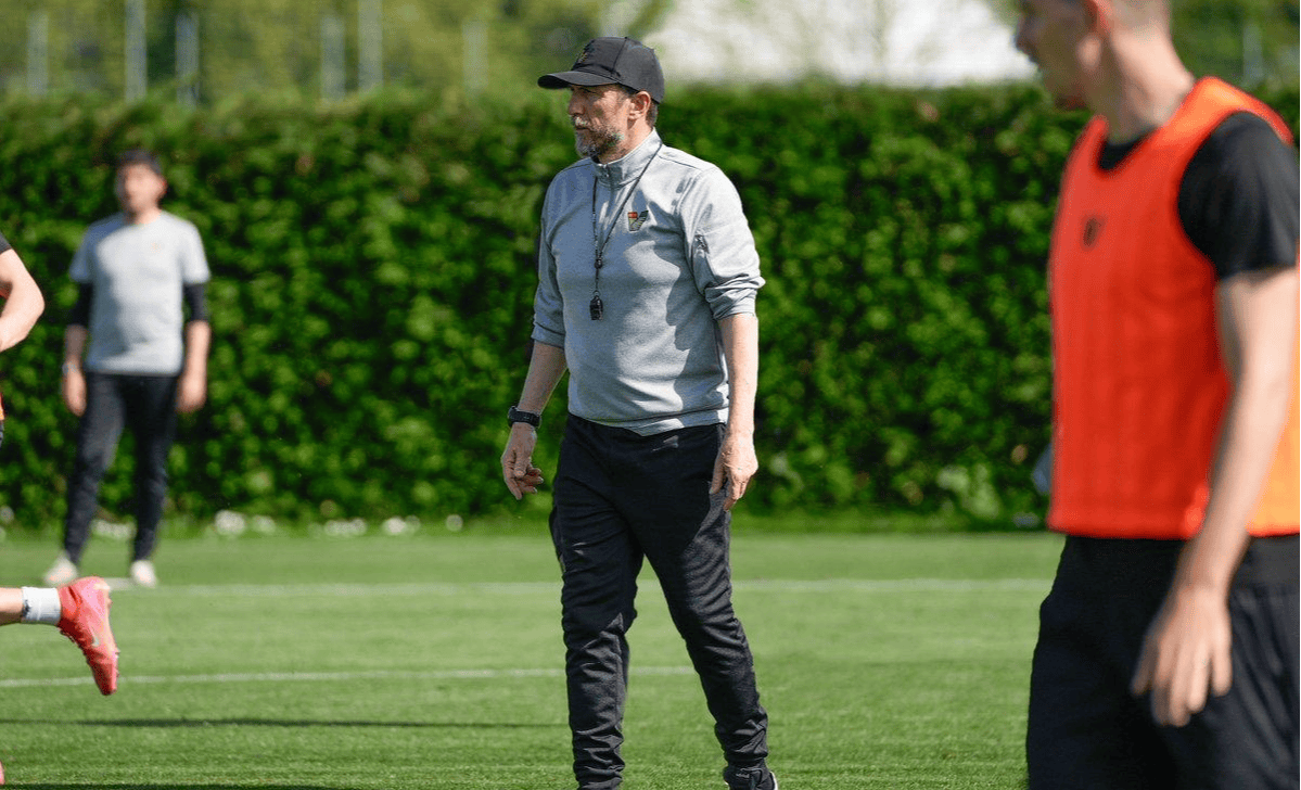 澳客网址-塞维利亚客场失利,球迷不满主帅战术的简单介绍