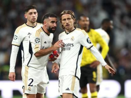 包含精彩对决即将上演,球队为荣誉努力备战的词条