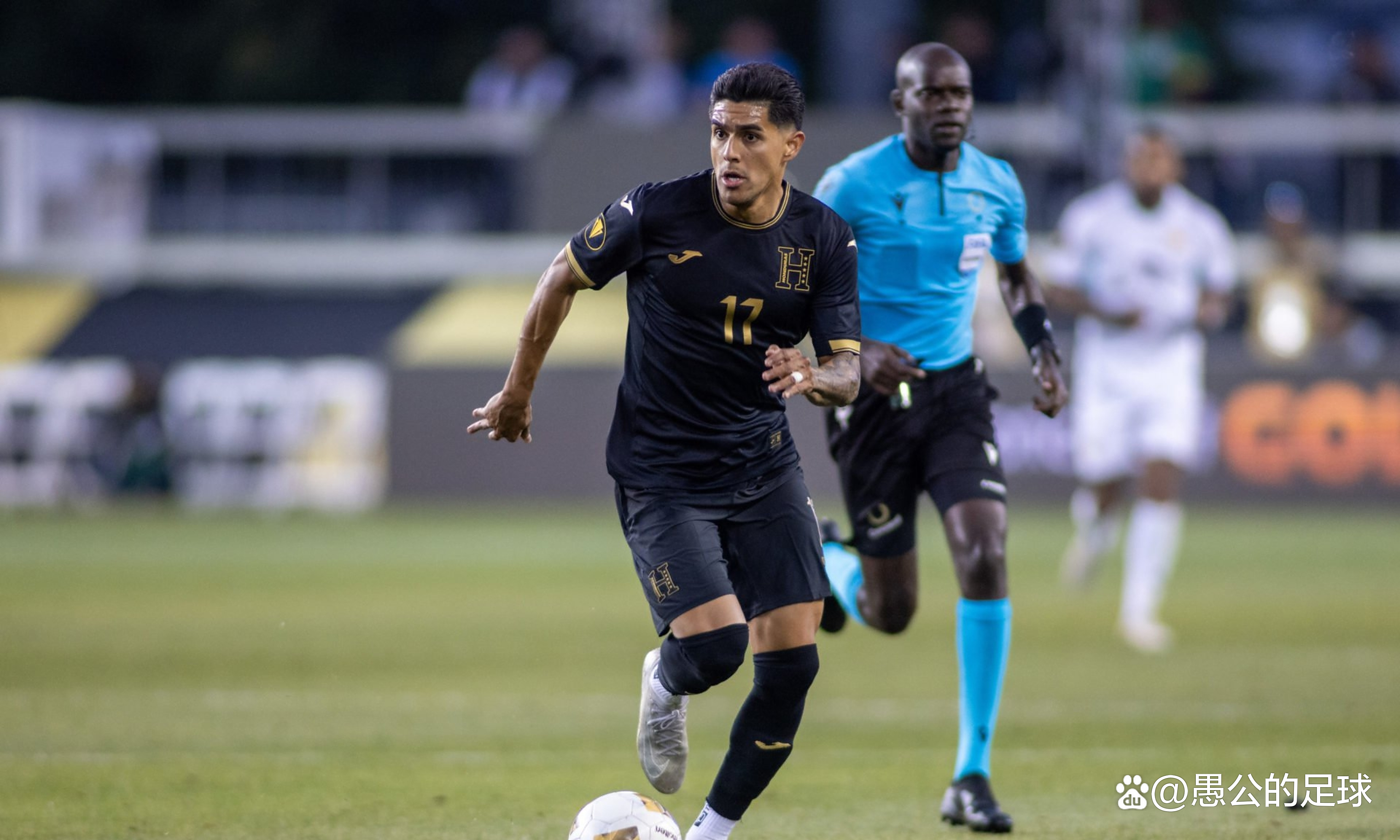 澳客课程-包含帕尔马后防表现糟糕,或将对阵容进行调整的词条