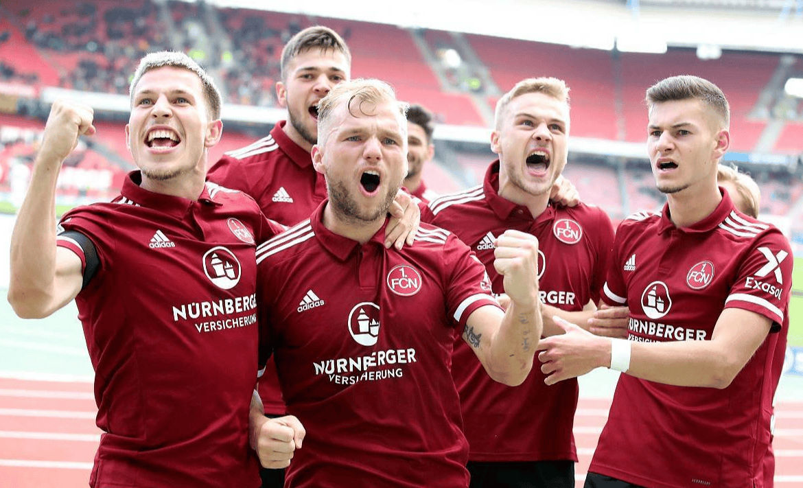 澳客官网-阿贾克斯连克AC米兰,惊艳欧冠赛场